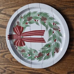 NWOT holiday/winter theme sturdy serving tray